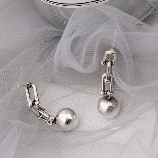 U Chain with Ball Earrings