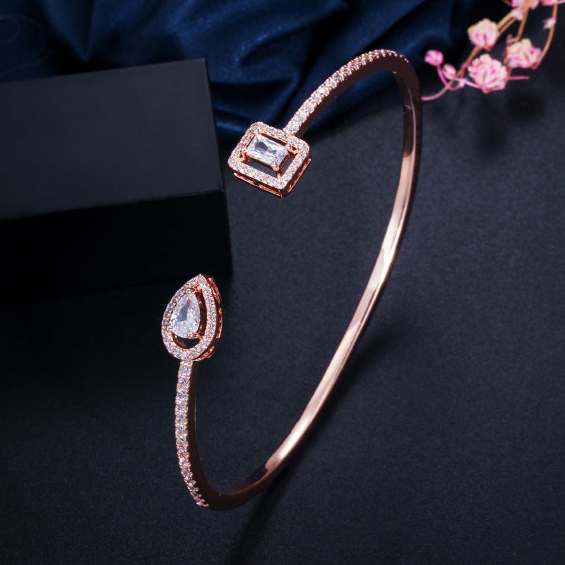 AAA Zircon Bracelet T-shaped Platinum Bracelet