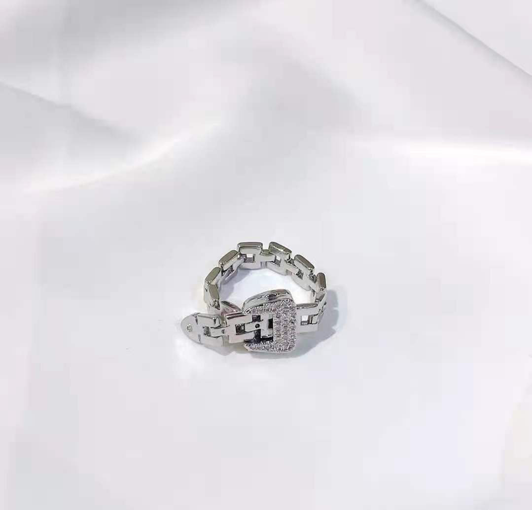 Belt Design Ring