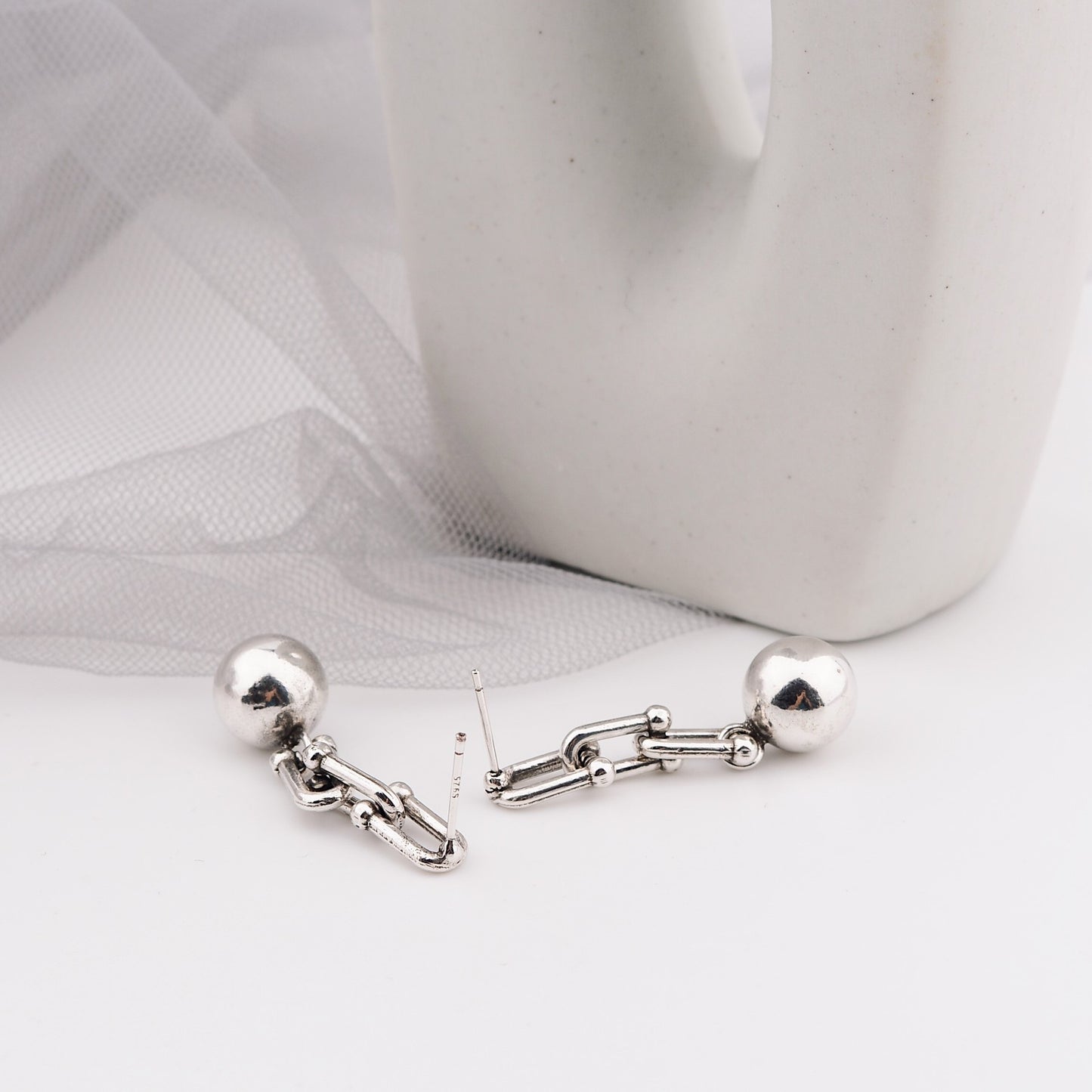 U Chain with Ball Earrings