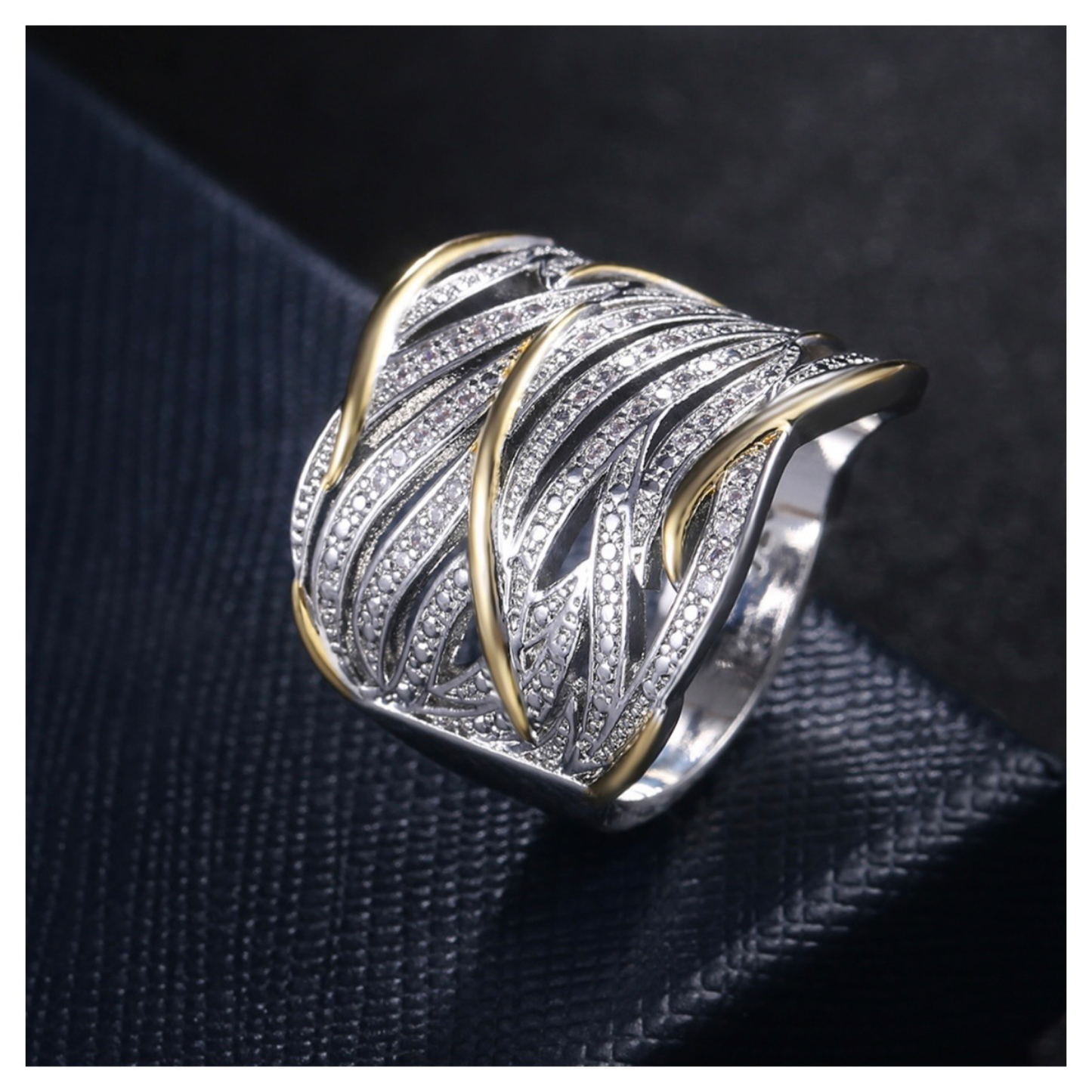 Multi-layer Two-tone Ring