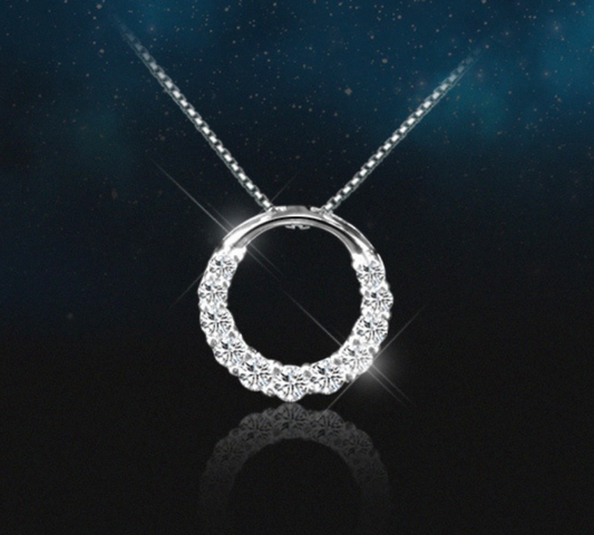 Round Pendant with Box Chain Necklace