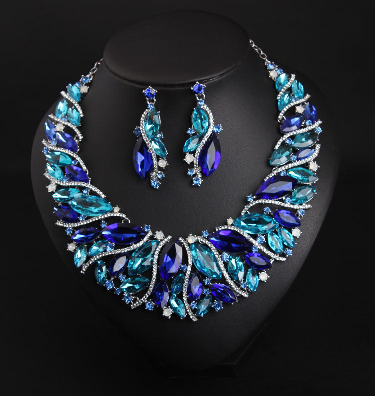 Europe and the United States luxury crystal jewelry short clavicle Necklace Earrings Set women's dress dinner, bridal jewelry wholesale