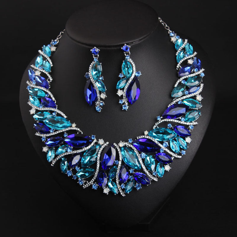 Europe and the United States luxury crystal jewelry short clavicle Necklace Earrings Set women's dress dinner, bridal jewelry wholesale