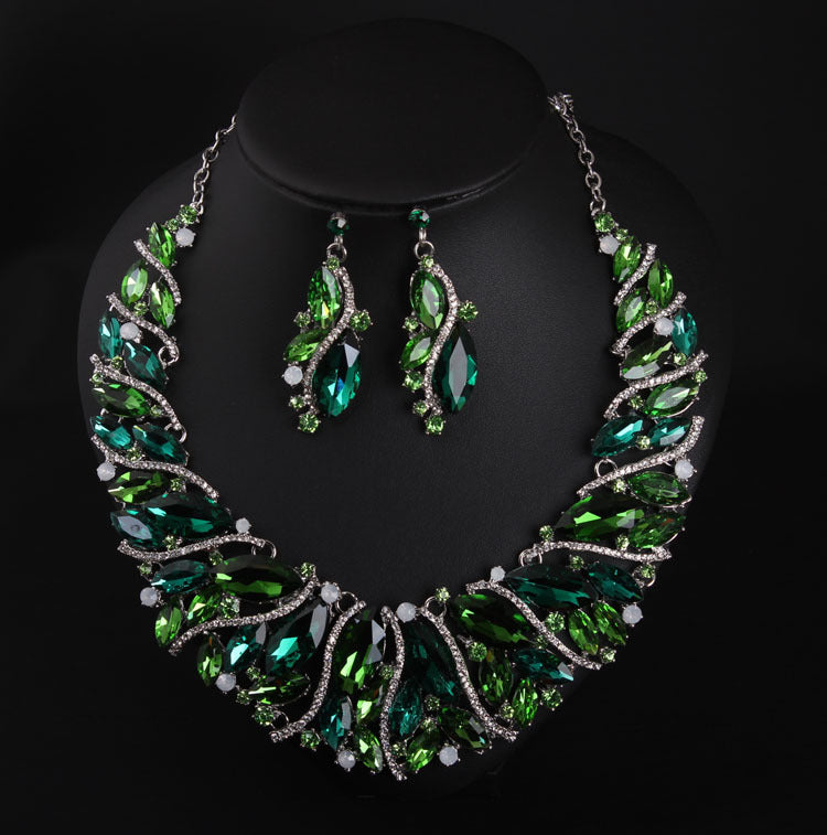 Europe and the United States luxury crystal jewelry short clavicle Necklace Earrings Set women's dress dinner, bridal jewelry wholesale